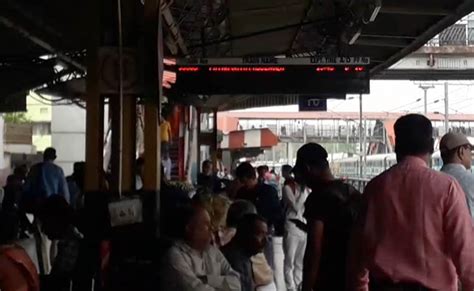 patna junction viral video news|Pornstar Posts Cryptic Tweet On Viral Video From Patna Train。